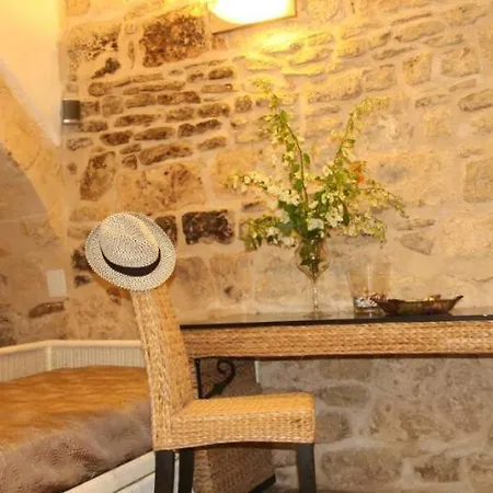 Residenza Porta Antica Apartment *